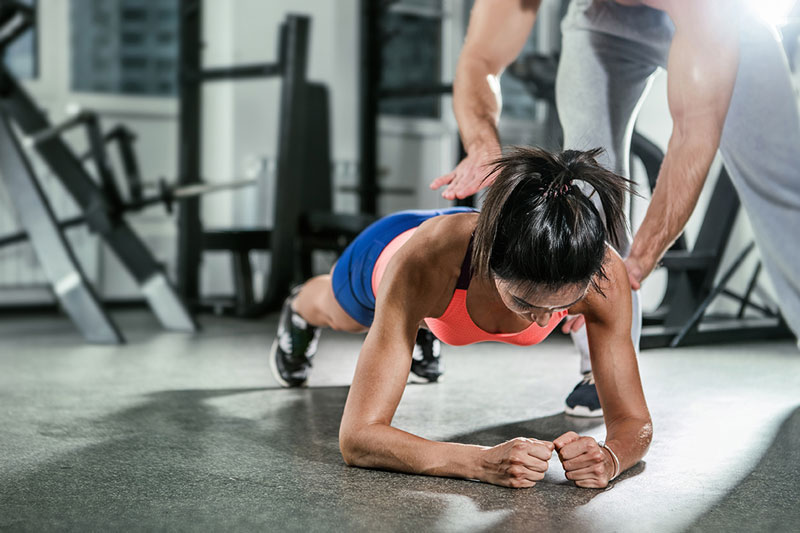 Gói tập gym giảm cân cùng PT giúp các bạn tập luyện đúng kỹ thuật hơn.